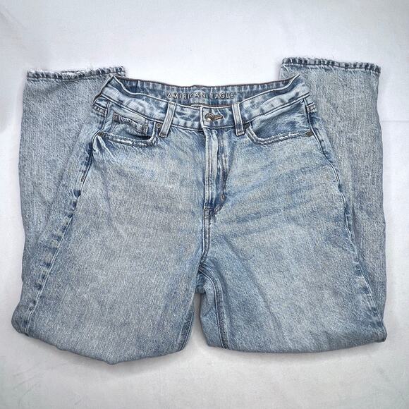 American Eagle Mom Straight Jean Size 6 Short - Picture 3 of 12